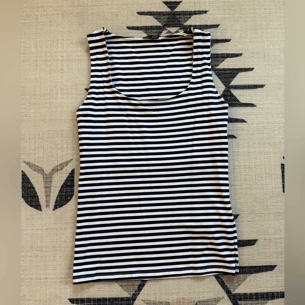 Zara Navy Crop W&B Collection, M